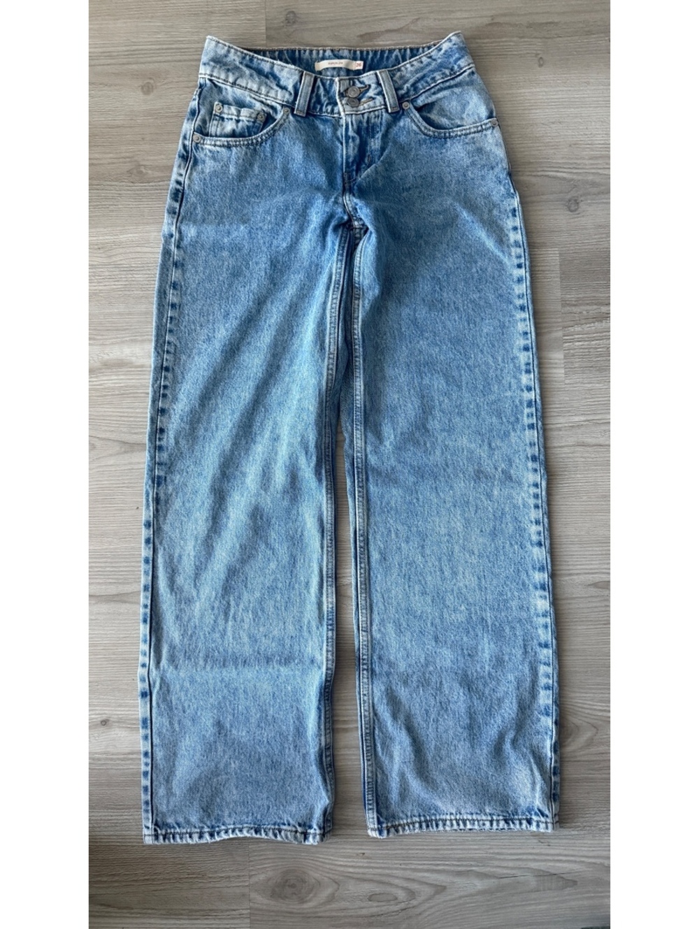 Levi’s Superlow Loose Light Wash Baggy Jeans Size 26 Y2K Low Rise - Picture 3 of 9